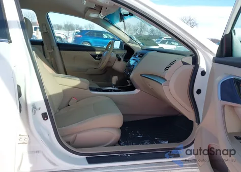 2014 Nissan Altima 2.5 Sv из США, поврежденный, VIN 1N4AL3AP9EC127432